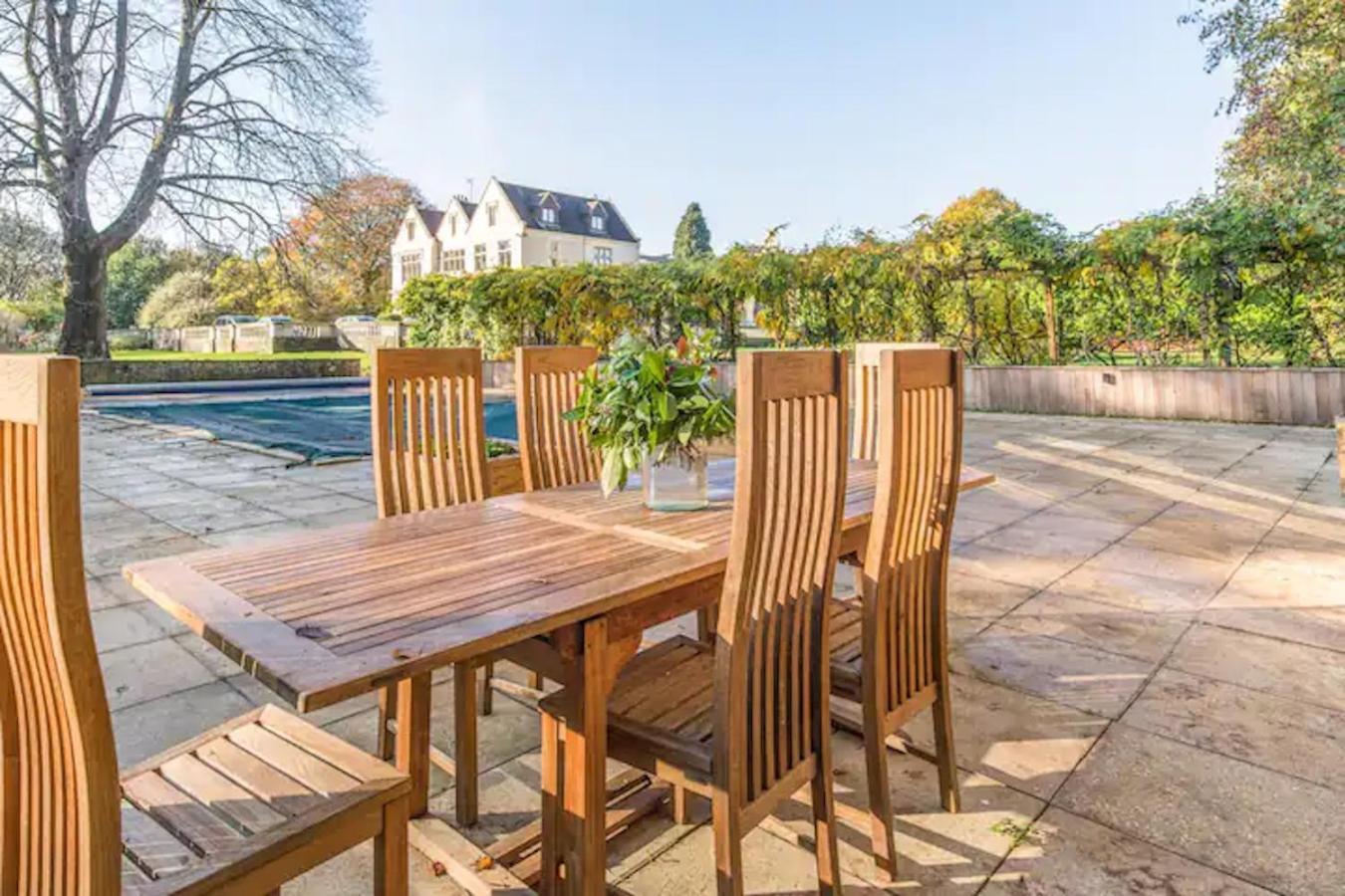 Appartamento Granby Estate The Old Pool House Bradford-On-Avon Esterno foto