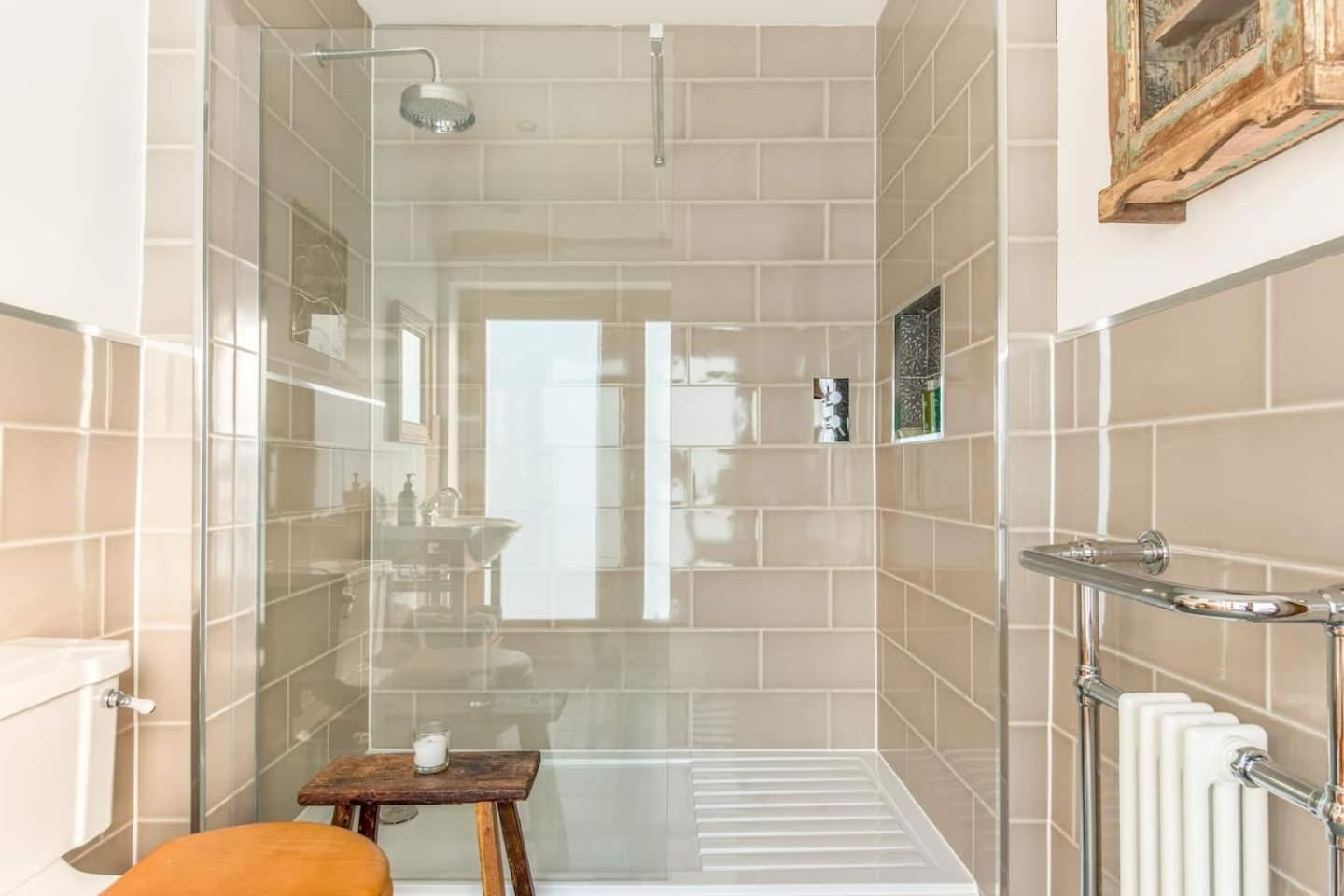 Appartamento Granby Estate The Old Pool House Bradford-On-Avon Esterno foto